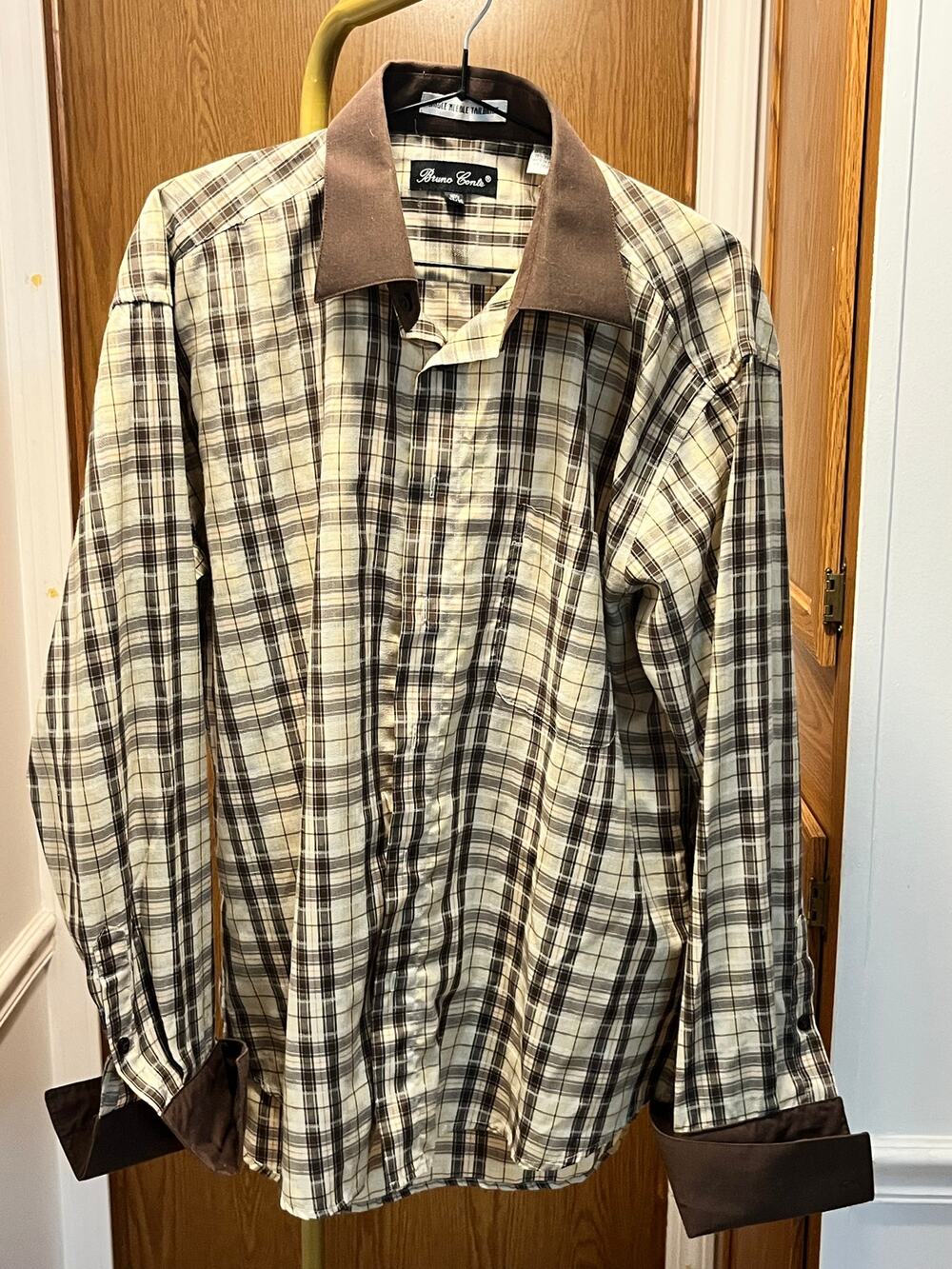 VTG Bruno Conte Men’s XL Plaid Button-Down. Contrast Collar & Cuffs